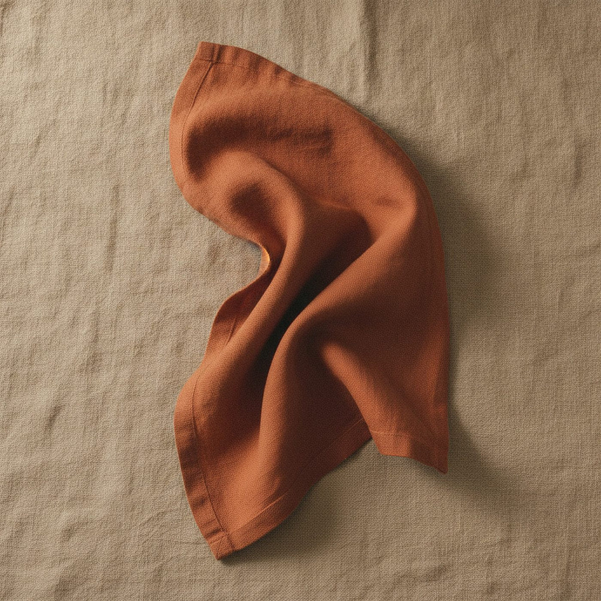 Tulip Market Cloth Napkin — styled 1