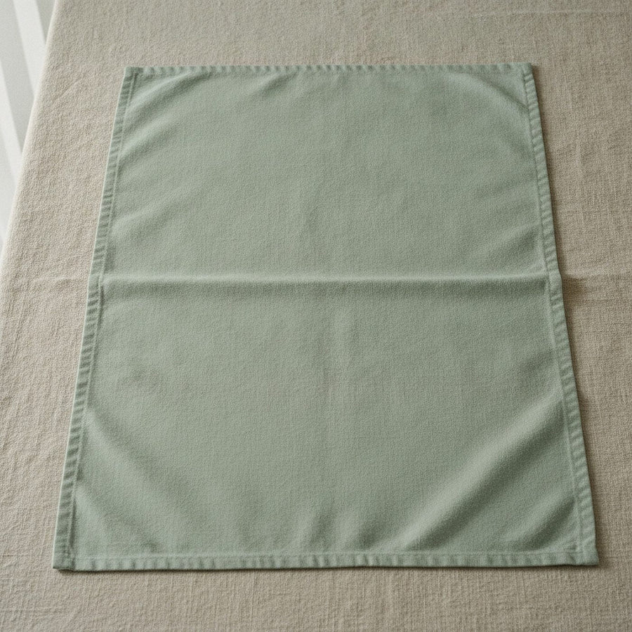 Tulip Market Placemat — styled 1